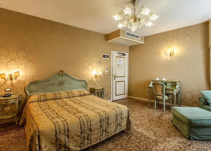 招待所 巴巴里戈酒店 3*