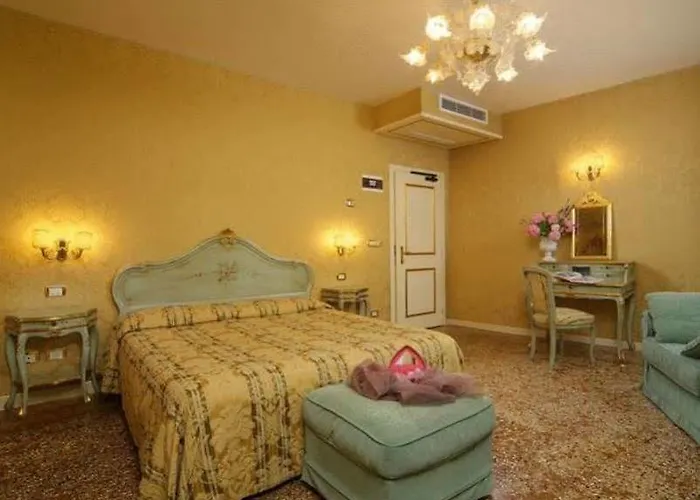 巴巴里戈酒店 招待所 3*